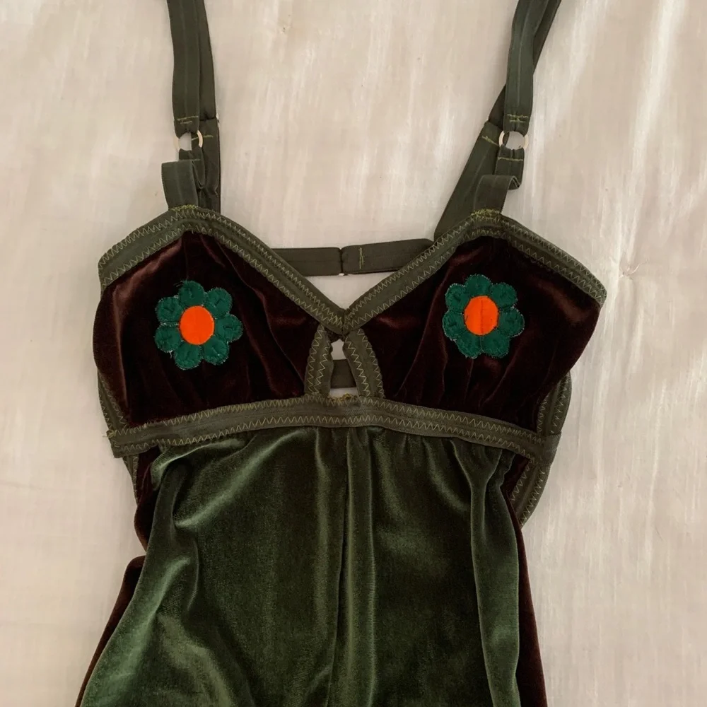 Solstice Intimates Flower Power Velvet Bodysuit S - Picture 5 of 7
